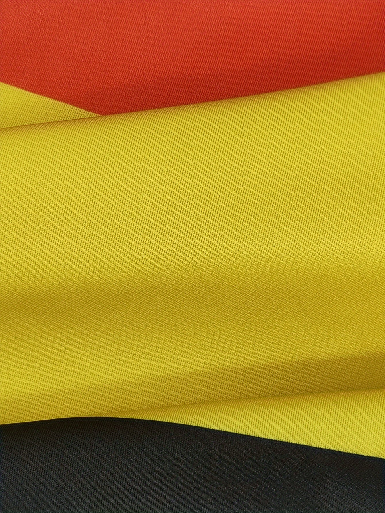 Hoya | Ärmelloses Damenkleid mit Reißverschluss vorne mit deutscher Flagge zur EM 2024