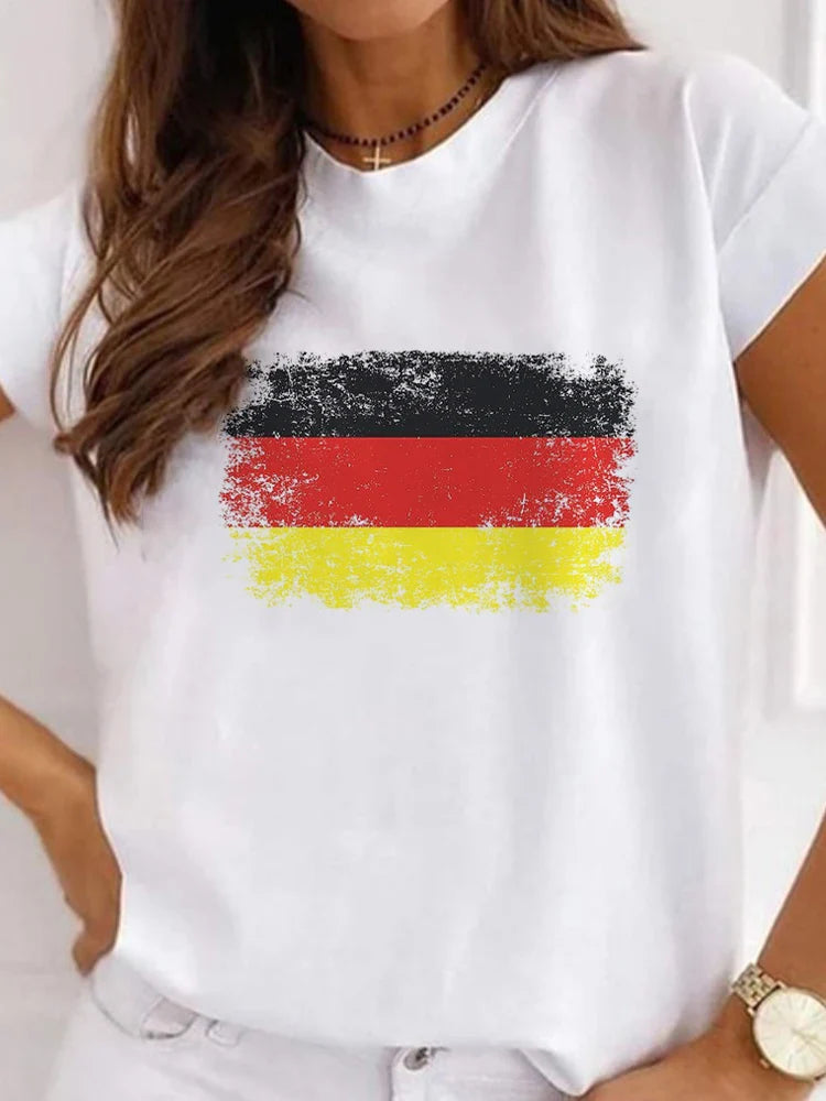 Carinan | Deutschland Euro 2024 Fußball Rundhals Damen T-Shirt